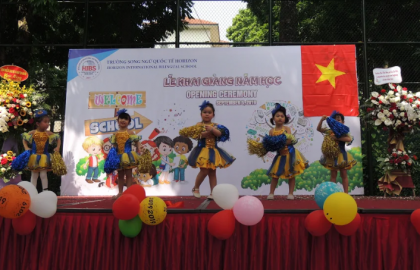 TRƯỜNG SONG NGỮ QUỐC TẾ HORIZON - TƯNG BỪNG CHÀO ĐÓN NGÀY KHAI GIẢNG 2019 - 2020