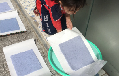 Tạo ra các sản phẩm giấy thủ công từ giấy tái chế